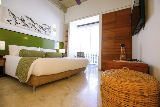 شقة ديلوكس بسرير كينج وسريرين منفصلين بشرفة بغرفتي نوم مع أريكة، CASA CLAVER LOFT BOUTIQUE HOTEL 3/9
