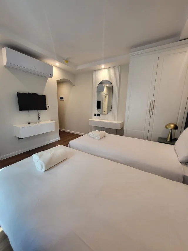 غرفة مفردة بسرير فردي بإطلالة جزئية على البحر، Carlton Hotel Malta 6/9