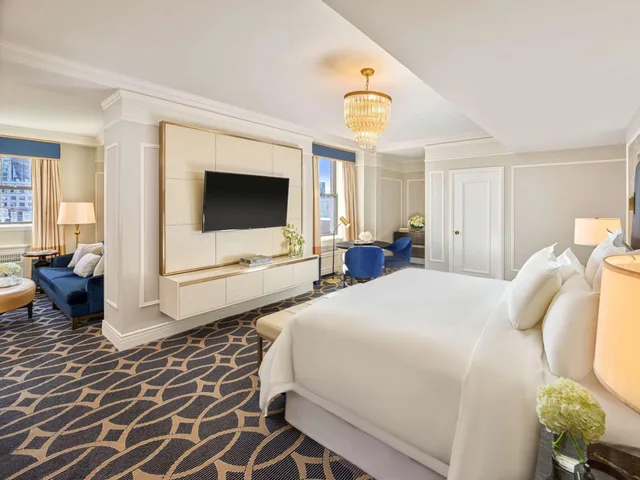 Fairmont Gold, Grand, King Bed، Fairmont Hotel Vancouver 6/10