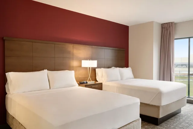Studio, Suite, Multiple Beds, Kitchen، Staybridge Suites San Antonio Downtown Conv Ctr, an IHG Hotel 1/4