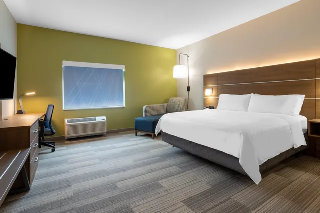 غرفة بسرير كينج، Holiday Inn Express And Suites Wildwood The Villages 1/3