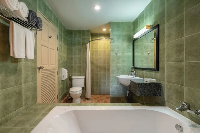 Aqua Pura, Twin Beds, Pool Access، Kata Sea Breeze Resort 10/10