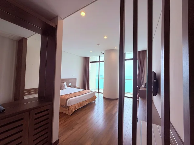 غرفة بريميوم بسرير كوين بإطلالة على البحر، Lenid Nha Trang Hotel 7/10