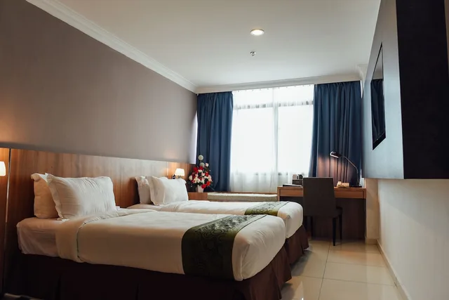 غرفة قياسية بسريرين منفصلين، Sfera Hotel 1/2