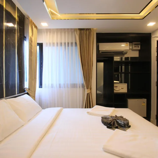 غرفة سوبيريور بسرير كينج، Pratunam Atrium Hotel 3/6