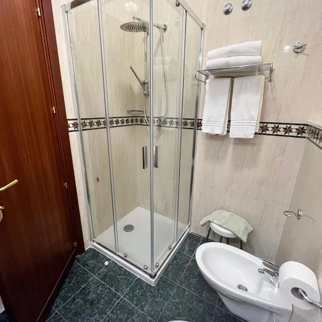 غرفة قياسية ثلاثية بإطلالة على البحر، Hotel Primavera Dell'etna 6/6