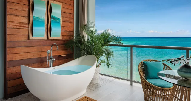 1 Bedroom, Beach Front, Butler, Bathtub، Sandals Montego Bay - Adults Only 2/2