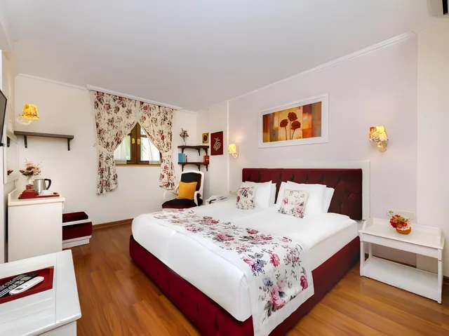غرفة عائلية بسريرين منفصلين، Hotel Adalya Port 2/2