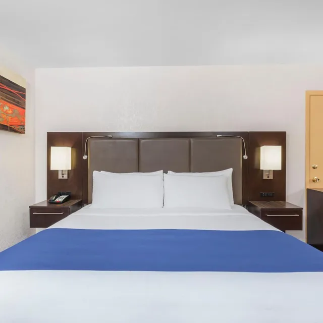 غرفة مفردة، Days Inn by Wyndham Woodbury Long Island 2/6