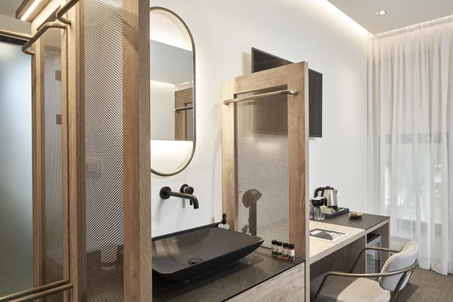 غرفة قياسية بسريرين منفصلين، NLH Monastiraki | Neighborhood Lifestyle Hotels 7/8