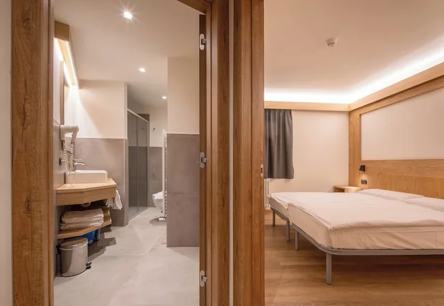 شقة ديلوكس بسريرين منفصلين بغرفة نوم واحدة مع أريكة، Residende Nevegall 4/7