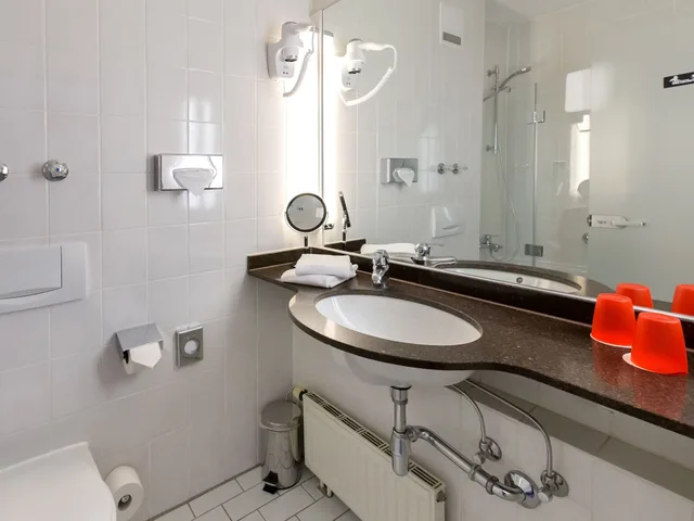 غرفة قياسية بسرير مزدوج، DORMERO Hotel München-Kirchheim Messe 4/6