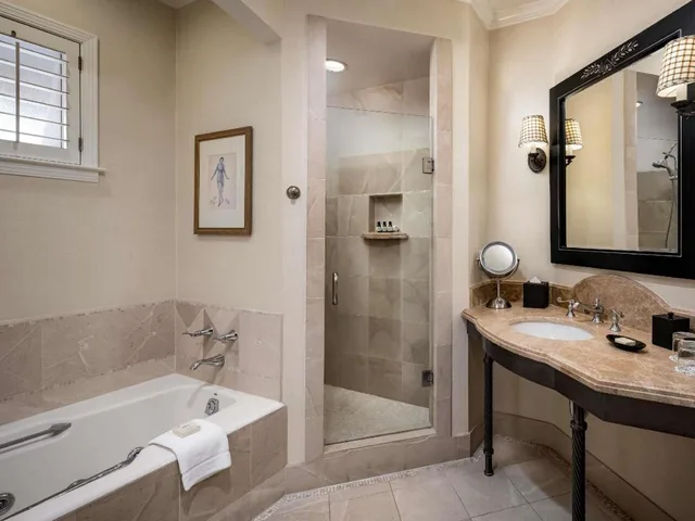 Vineyard, Suite, King Bed، Fairmont Sonoma Mission Inn & Spa 2/3