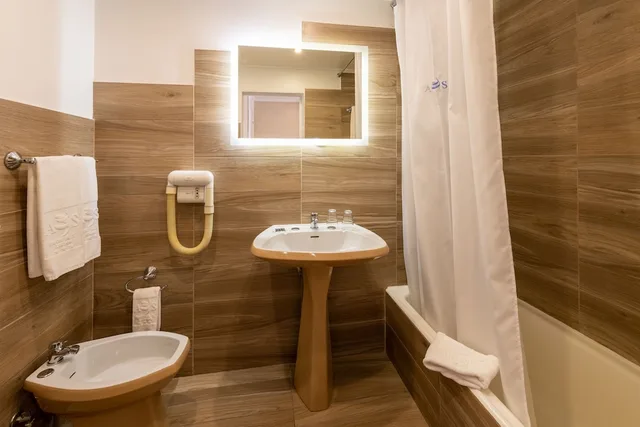 غرفة كومفورت بسرير كوين، Hotel AS Sao Joao da Madeira 5/5