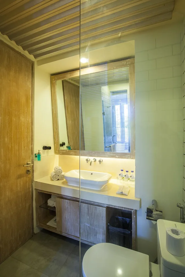 Deluxe, Double Bed, Pool Access, FRii Bali Echo Beach 6/7