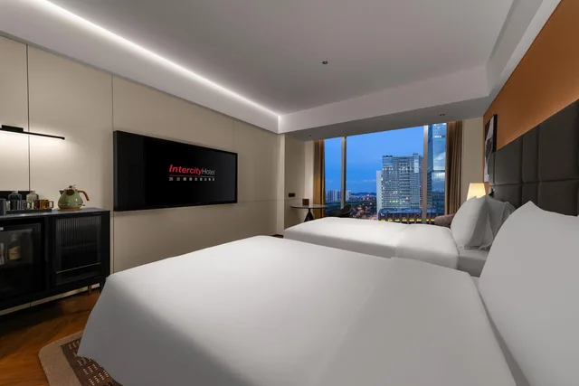Superior, 2 Double Beds, IntercityHotel Guangzhou South Station 1/2