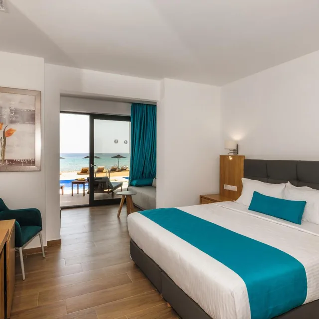 Suite, Sea Side, Private Pool, Cavo Orient Beach Hotel 4/9