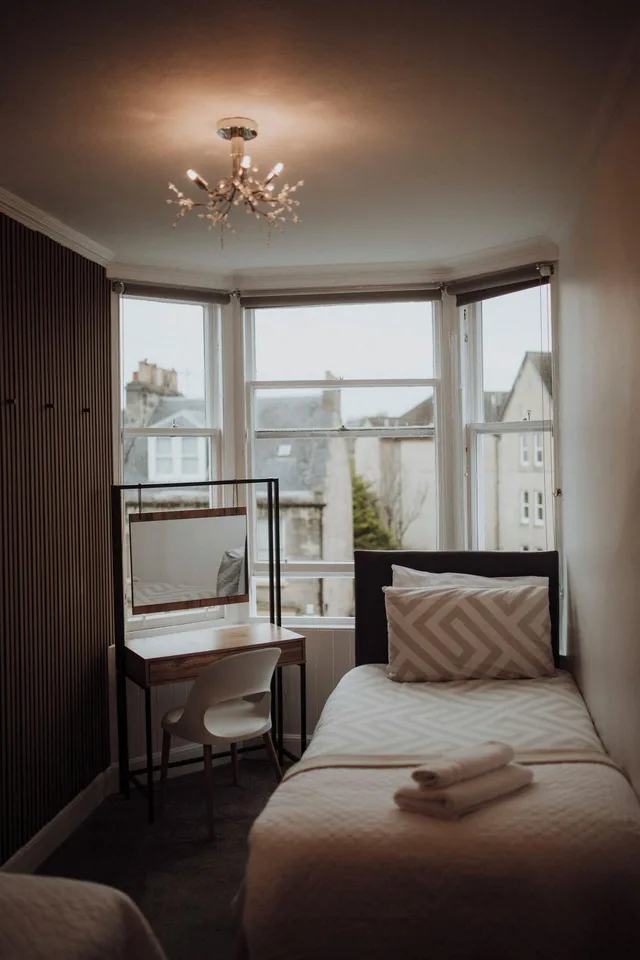 غرفة قياسية ثلاثية، 16 PILRIG GUEST HOUSE 2/3