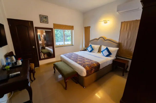 غرفة ديلوكس بسرير كينج بشرفة، Hotel Casa Ahaana 3/5