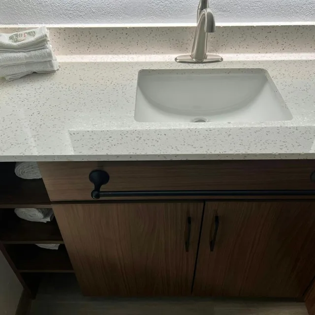 Studio, King Bed, Red Roof Inn Georgetown - Lexington North 9/10