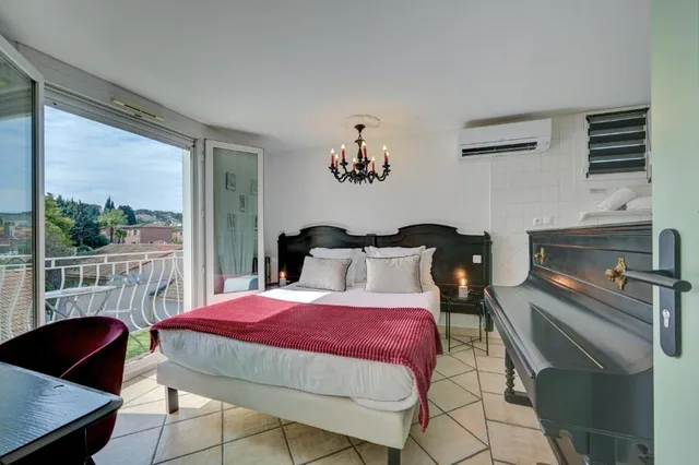 غرفة بسرير مزدوج في الملحق، Hotel the Originals Martigues Clair 3/3