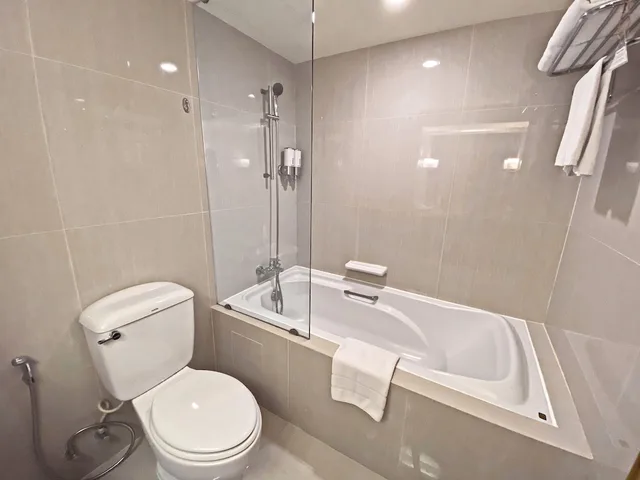 Deluxe, Twin Beds, Silom Serene Boutique 9/10