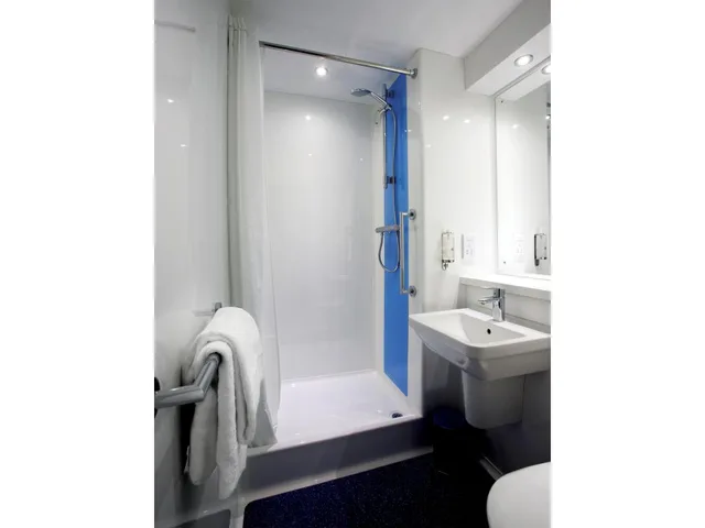 غرفة عائلية، Travelodge Exeter M5 Hotel 3/3