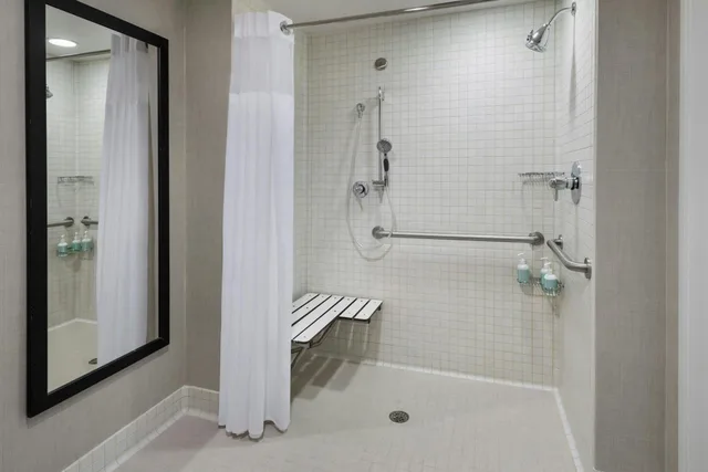 جناح بسرير كوين بغرفتي نوم، Residence Inn Alexandria Old Town Duke Street 4/5