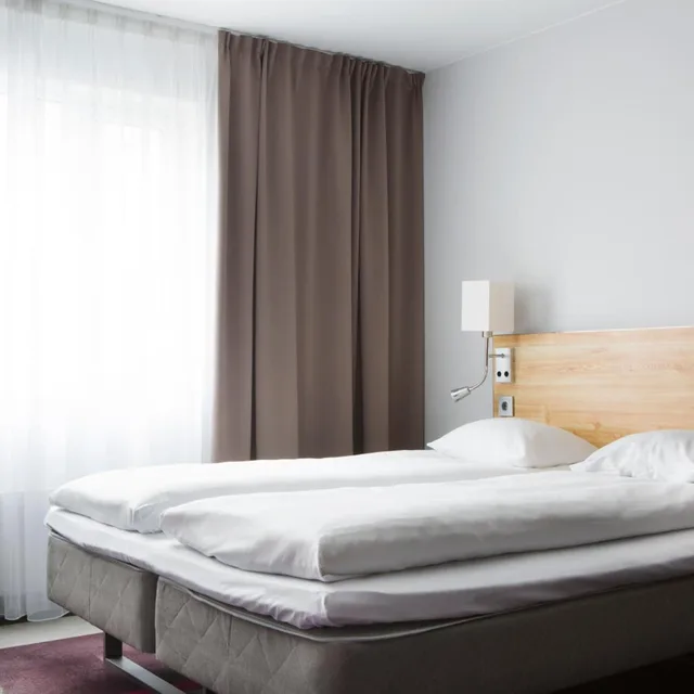 Superior, Double Bed, Comfort Hotel Xpress Youngstorget 1/3