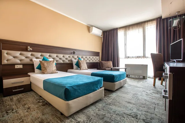 غرفة بسرير فردي بإطلالة على المدينة، Business Hotel Plovdiv 9/10