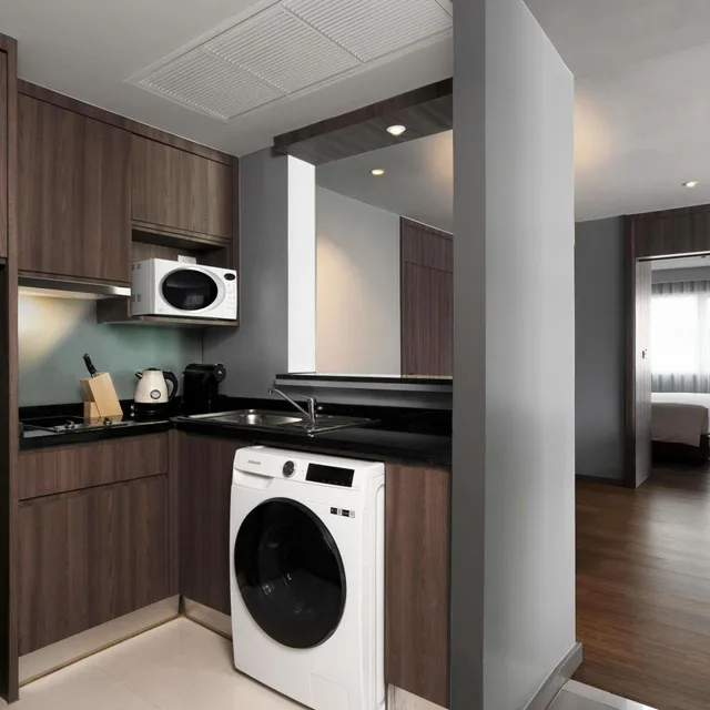 شقة تنفيذية بسرير كينج بغرفة نوم واحدة، Novotel Living Bangkok Sukhumvit Legacy 4/5
