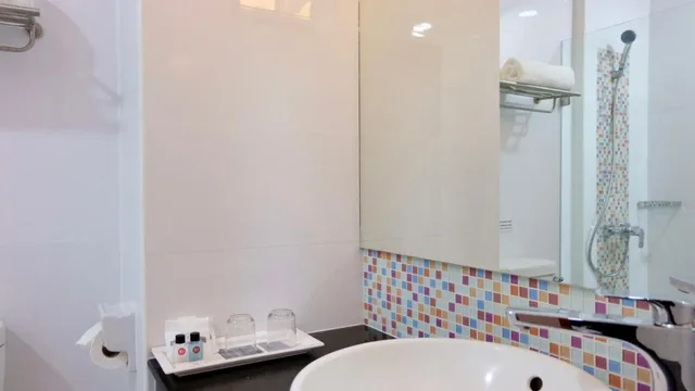 غرفة ثلاثية بسرير فردي، S2 Hotel 8/8
