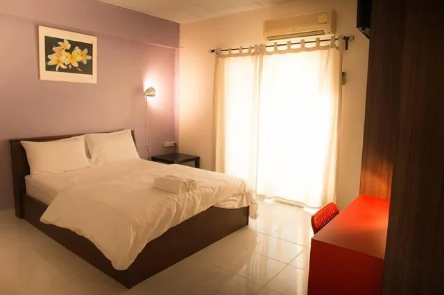 Deluxe, King Bed, TUB MANSION 1/3