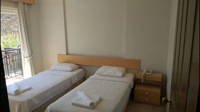 Studio, Double Bed, Sofa, Es Apartment Turunc 1/3
