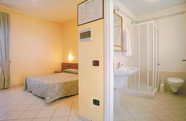 غرفة سوبيريور مفردة بسرير مزدوج، Green Park Hotel 3/4