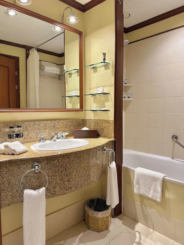 غرفة ديلوكس بسريرين منفصلين، Avani Hai Phong Harbour View Hotel 5/5