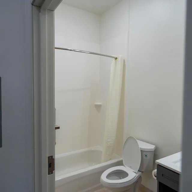 غرفة اقتصادية بسرير مزدوج، Texas Bungalows Hotel and Hotel Que at i35 Austin Pflugerville 2/3