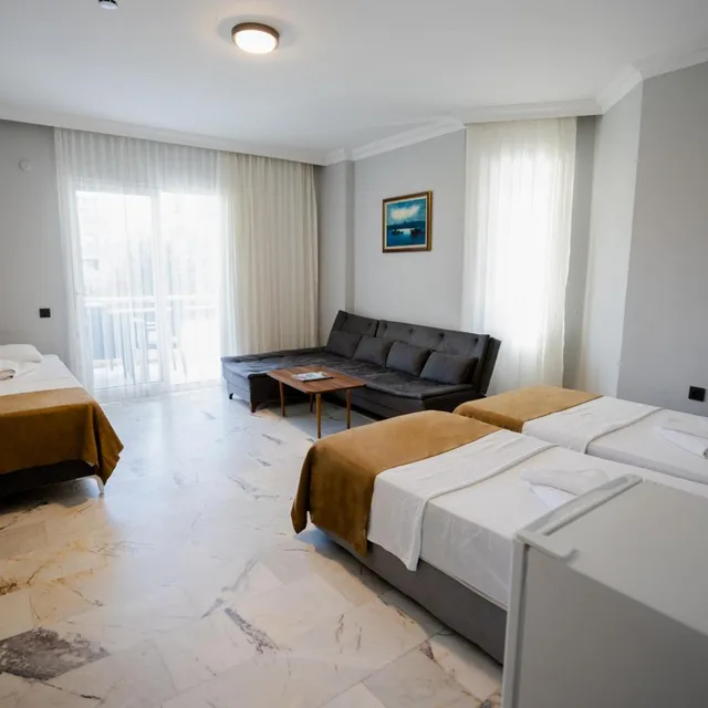 جناح، Sav-ir Suit Otel 5/10