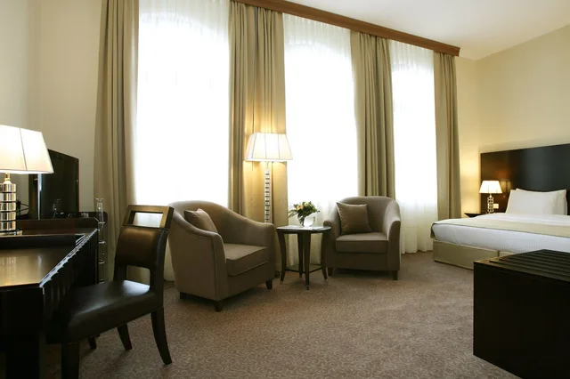 غرفة سوبيريور بسرير كينج، Grand Palace Hotel Hannover 1/1