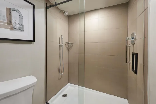 غرفة سوبيريور بسريرين كوين، Sheraton Parkway Toronto North Hotel Suites 4/6