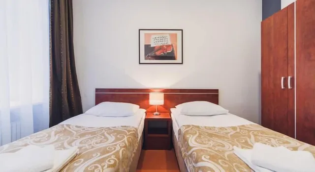 Deluxe, Double Bed, Sofa, Hotel Chmielna 1/3