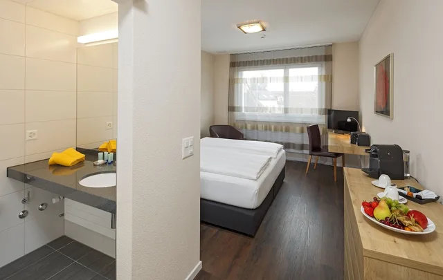 غرفة عائلية بأربعة أسرّة بغرفتي نوم، Villmergen Swiss Quality Hotel 7/10