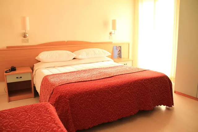 غرفة ثلاثية، C Hotels International 1/7