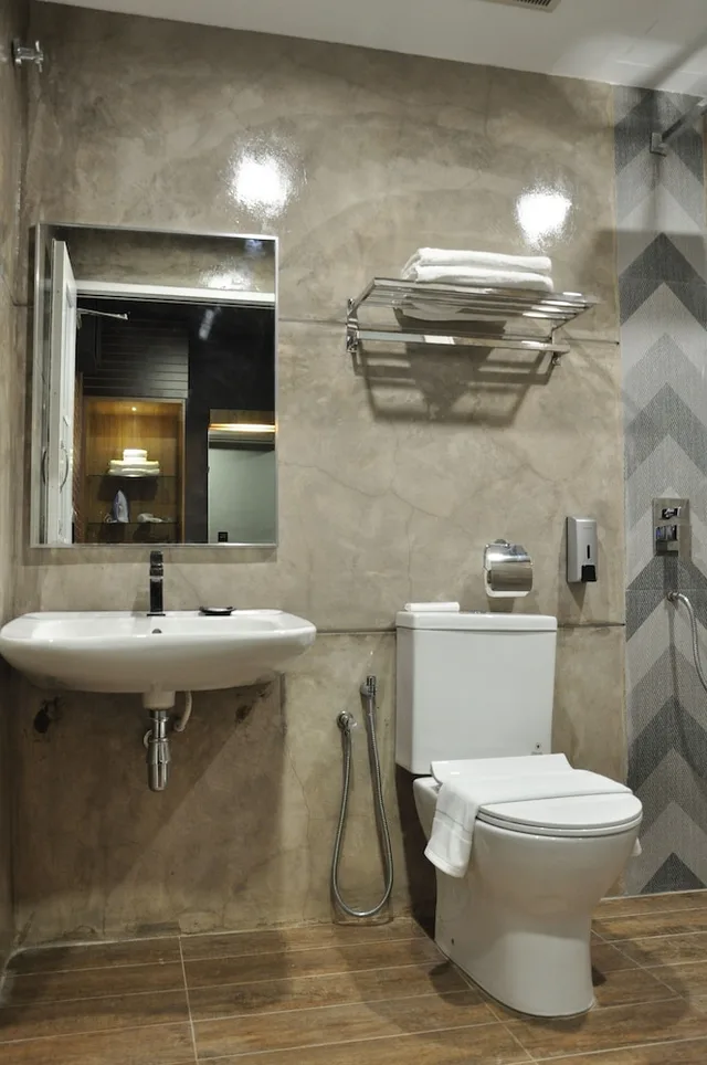 غرفة سوبيريور ثلاثية بسرير كوين وسرير فردي، Valya Hotel - Kuala Terengganu 4/5