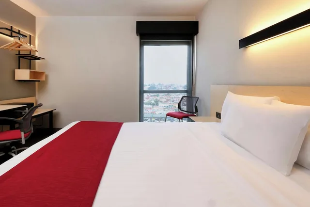 غرفة بسرير كوين، City Express Plus by Marriott Ciudad de Mexico Mundo E 9/10