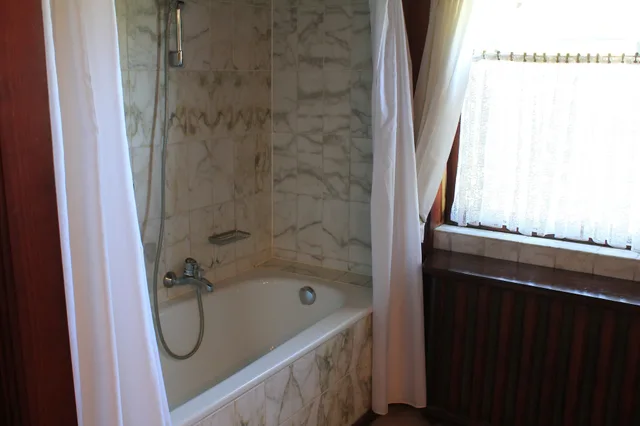 غرفة قياسية بسرير مزدوج، Hotel Spahr 7/8
