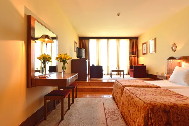 غرفة سوبيريور بسرير مزدوج أو سريرين منفصلين، Pousada Mosteiro De Guimaraes - Monument Hotel 2/5