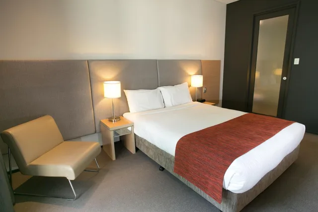 غرفة بسرير كوين، Alpha Hotel Eastern Creek 4/6