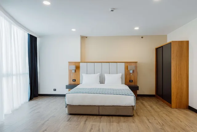 Executive, Suite, King Bed, Sofa, Living Area, Kitchenette, Best Western Plus Batumi 1/3