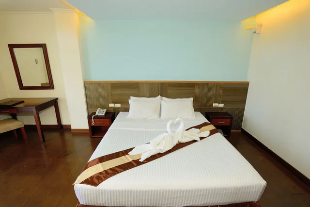 غرفة قياسية بسرير كينج بإطلالة على البحر، Airai Water Paradise Hotel And Spa 3/3